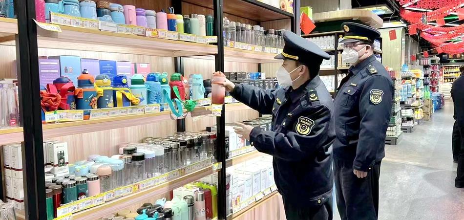武山縣市場監(jiān)管局開展春節(jié)前重點(diǎn)工業(yè)產(chǎn)品監(jiān)督檢查，守護(hù)民生消費(fèi)安全